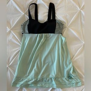 LULULEMON Mint Green/Black No Limits Striped, Built In Bra Shelf Tank Top Sz 8